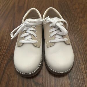 FootMates Cheer Oxfords